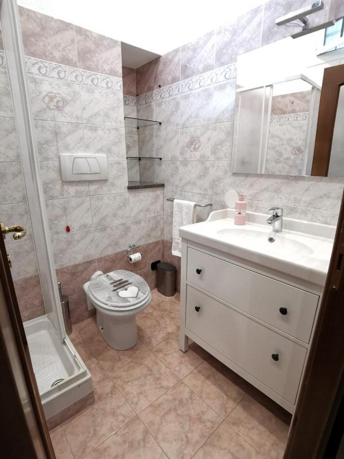 דירות ונטימיגליה Casa In Centro מראה חיצוני תמונה